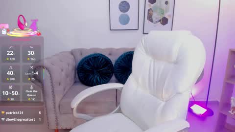 issi_loren online show from 1, 12, 2025