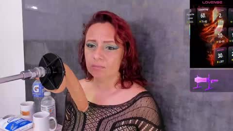 Snapshot of issys_milf chatting on 21, 5, 2026 ISSYS online show from 21, 5, 2026