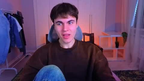 Snapshot of istairee chatting on 2, 3, 2025 Maks online show from 2, 3, 2025