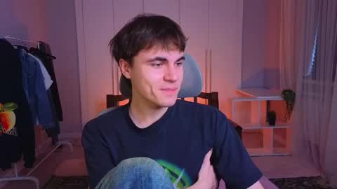 Snapshot of istairee chatting on 4, 3, 2025 Maks online show from 4, 3, 2025