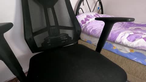 erdem online show from 1, 3, 2025