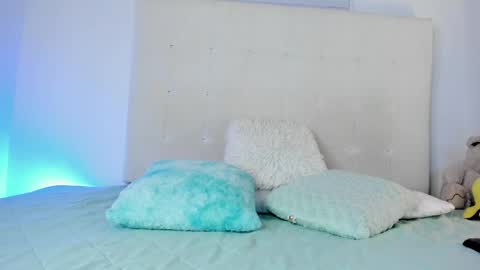 Snapshot of itahisa_cute chatting on 31, 3, 2026 itahisa online show from 31, 3, 2026