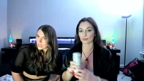 Bella Bloom online show from 15, 6, 2026