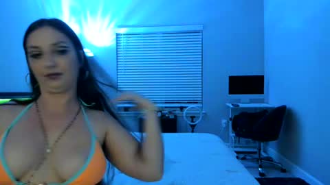 Bella Bloom online show from 31, 7, 2026