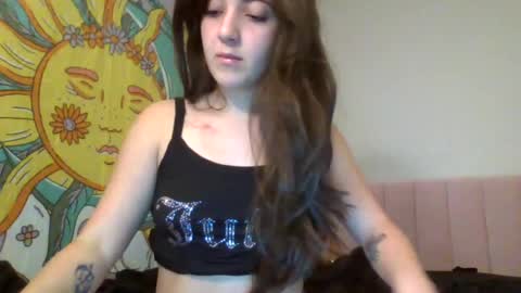 ItalianKitty online show from 18, 11, 2025