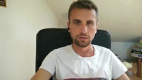 Snapshot of italiano116116 chatting on 27, 5, 2026 italiano116116 online show from 27, 5, 2026