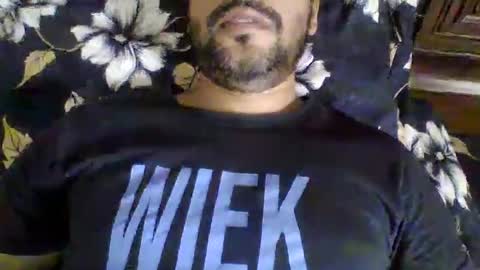 its_me_2323 online show from 21, 5, 2026