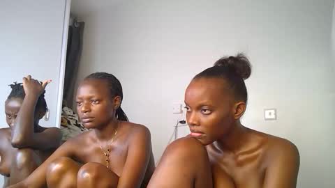 Snapshot of its_metney chatting on 16, 5, 2026 Metney online show from 16, 5, 2026