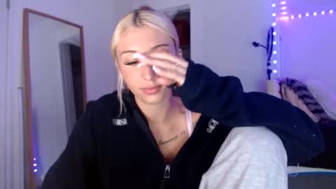 itsirelandbby online show from 21, 4, 2026