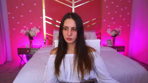 itsmeannabelle online show from 28, 7, 2026
