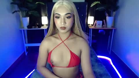 Snapshot of itsmesofiaa69 chatting on 15, 9, 2025 Sofia online show from 15, 9, 2025