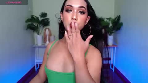 Snapshot of itsmesofiaa69 chatting on 9, 10, 2025 Sofia online show from 9, 10, 2025