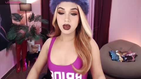 Snapshot of itsmesofiaa69 chatting on 2, 11, 2025 Sofia online show from 2, 11, 2025