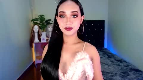 Snapshot of itsmesofiaa69 chatting on 25, 11, 2025 Sofia online show from 25, 11, 2025