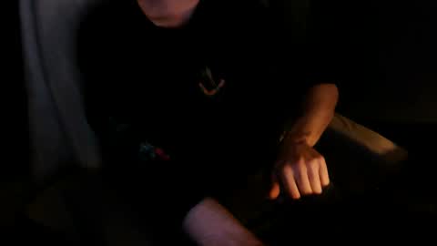 itsnotliam834 online show from 2, 1, 2025