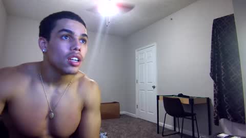 Snapshot of itstarzan chatting on 17, 12, 2024 TARZAN online show from 17, 12, 2024