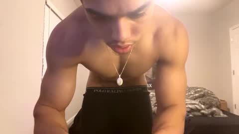 Snapshot of itstarzan chatting on 13, 2, 2025 TARZAN online show from 13, 2, 2025