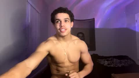 Snapshot of itstarzan chatting on 14, 2, 2025 TARZAN online show from 14, 2, 2025