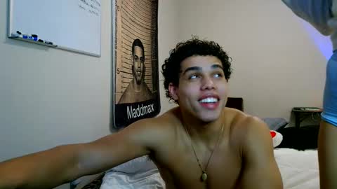 Snapshot of itstarzan chatting on 1, 10, 2025 TARZAN online show from 1, 10, 2025