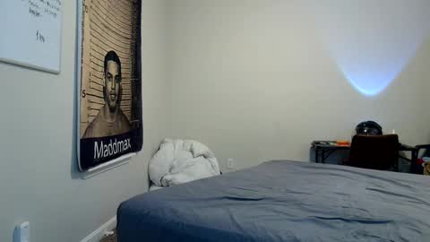 Snapshot of itstarzan chatting on 8, 10, 2025 TARZAN online show from 8, 10, 2025