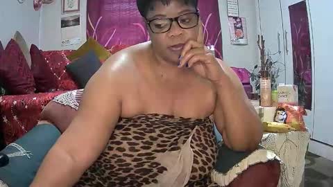 itumeleng74 online show from 16, 10, 2025