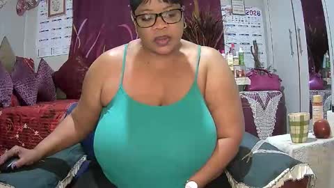 Snapshot of itumeleng74 chatting on 19, 5, 2026 itumeleng74 online show from 19, 5, 2026