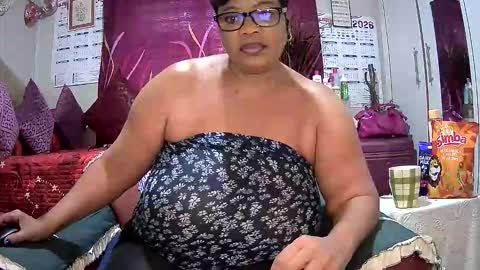 Snapshot of itumeleng74 chatting on 7, 6, 2026 itumeleng74 online show from 7, 6, 2026