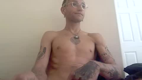 Itz Ocelo online show from 27, 4, 2026