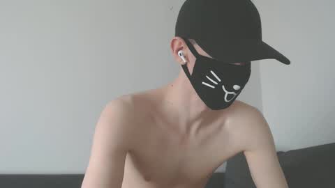 Snapshot of itz_xfynn chatting on 20, 3, 2026 FYNN online show from 20, 3, 2026