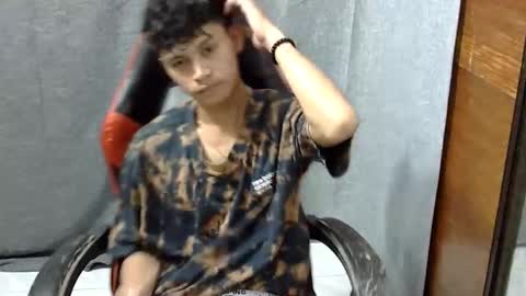 itzme_john online show from 23, 4, 2026