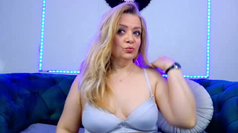 Snapshot of ivanacharm chatting on 26, 5, 2026 ivanacharm online show from 26, 5, 2026