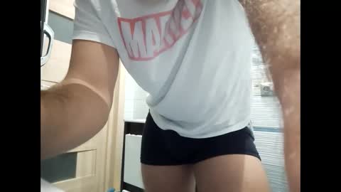 Snapshot of ivanes888 chatting on 14, 12, 2025 Mickey online show from 14, 12, 2025