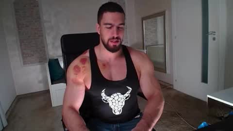 IvanHydee online show from 8, 3, 2026