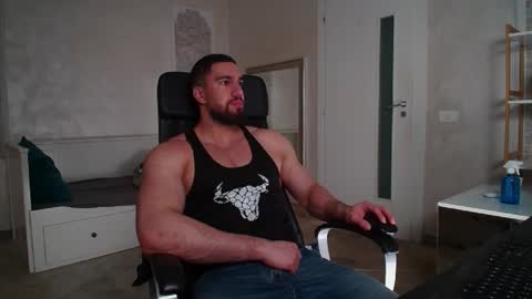 IvanHydee online show from 22, 3, 2026