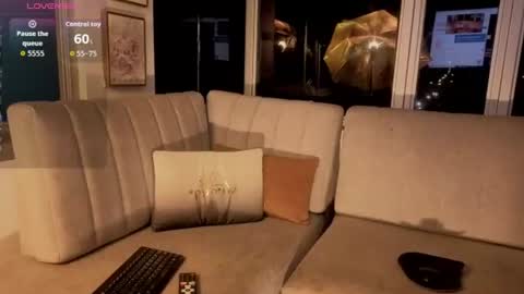 Snapshot of ivanna_west chatting on 9, 6, 2026 Ivanna West online show from 9, 6, 2026