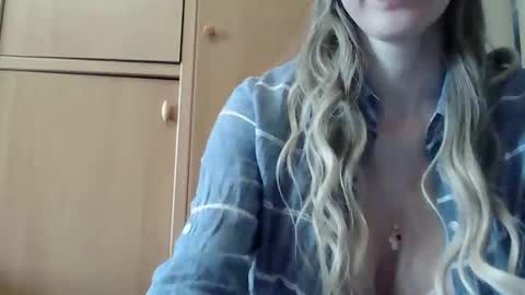 Snapshot of ivetta911 chatting on 15, 2, 2026 ivetta911 online show from 15, 2, 2026