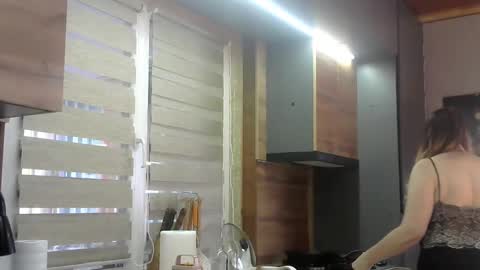 IrennaSplash online show from 12, 2, 2025