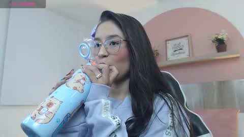 I V E T T E online show from 28, 3, 2026