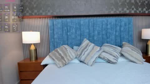 Valeria Sanders online show from 14, 4, 2026