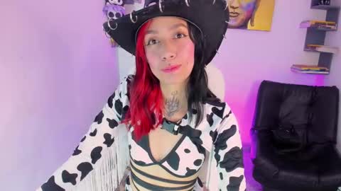 Ivonne  online show from 27, 10, 2025