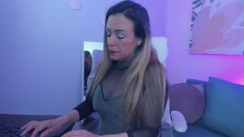 Ivonne online show from 22, 4, 2026