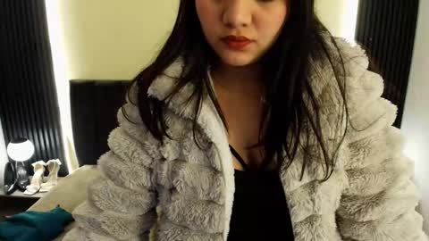 I V O N N E R O S S online show from 19, 3, 2026