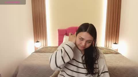 Snapshot of ivonneross_ chatting on 30, 4, 2026 I V O N N E R O S S online show from 30, 4, 2026