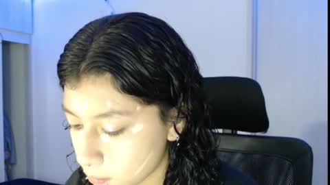 Snapshot of ivonny111 chatting on 21, 10, 2025 ivonny111 online show from 21, 10, 2025