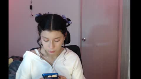 Snapshot of ivonny111 chatting on 26, 11, 2025 ivonny111 online show from 26, 11, 2025