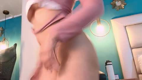 Ivon  online show from 29, 4, 2026