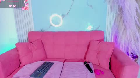 ivonymiller online show from 13, 9, 2025