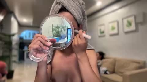 Snapshot of ivorycollins chatting on 15, 10, 2025 kirstenelsie online show from 15, 10, 2025