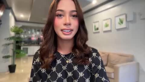 Snapshot of ivorycollins chatting on 17, 10, 2025 kirstenelsie online show from 17, 10, 2025