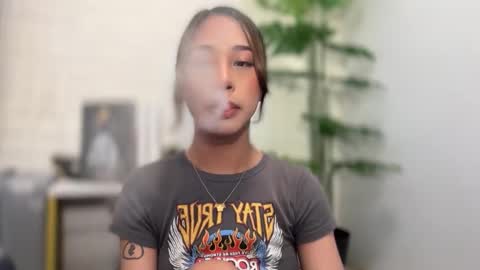 Snapshot of ivorycollins chatting on 19, 11, 2025 kirstenelsie online show from 19, 11, 2025